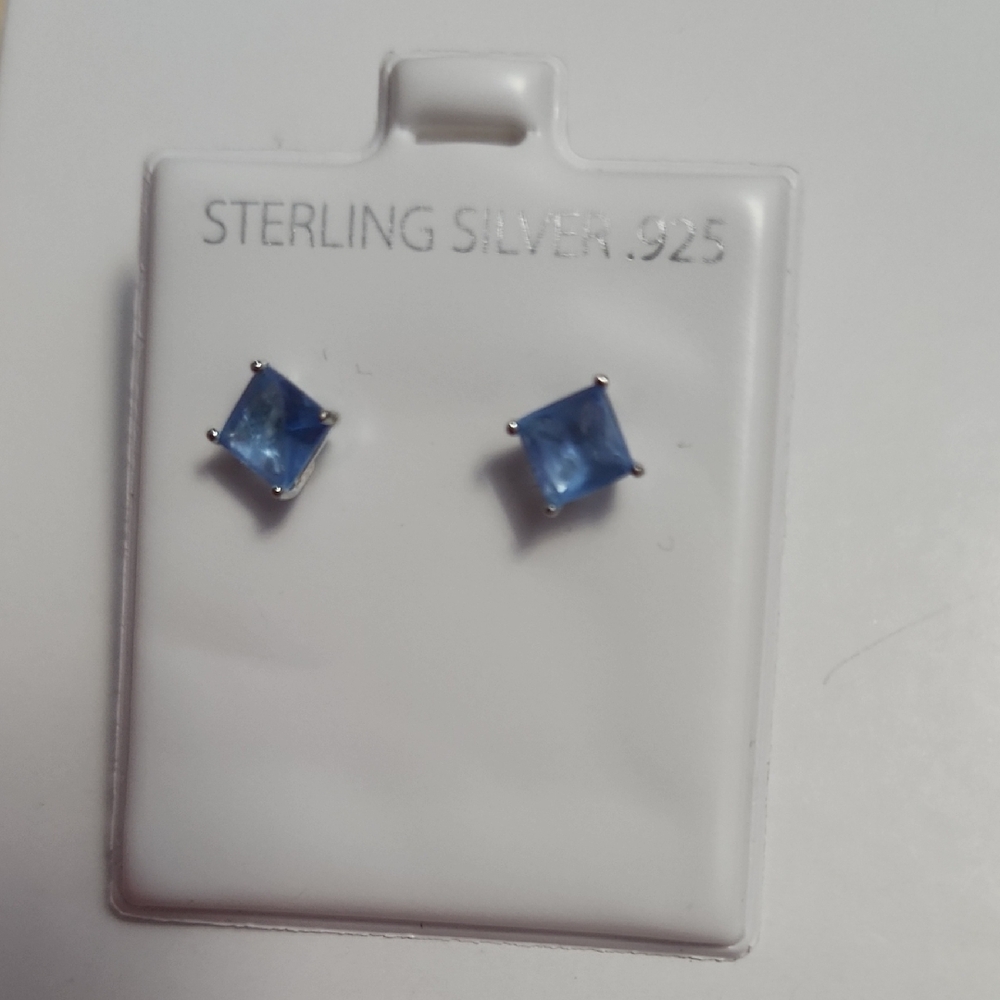 Brand New Sterling Silver 925 Aquamarine Stud Earrings